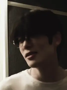 Girl, I need a girl #jaehyun #nct 