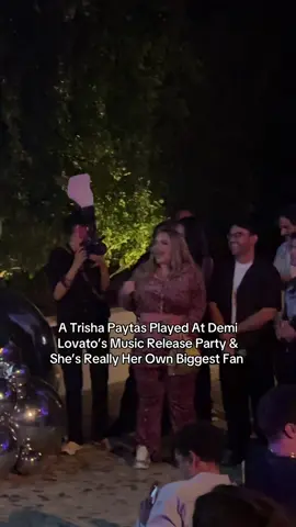 Like she really is her own hype man and I love it  😭👏🏽 #trishapaytas #popculture #demilovato 