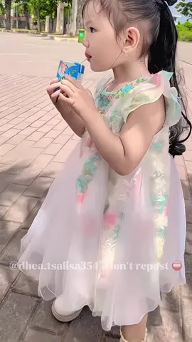 Masya Allah cakep kan 😍😍#fypシ゚ #outfitanakcewek #dressanak 
