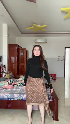 Để xíu dọn phòng ạ 😂