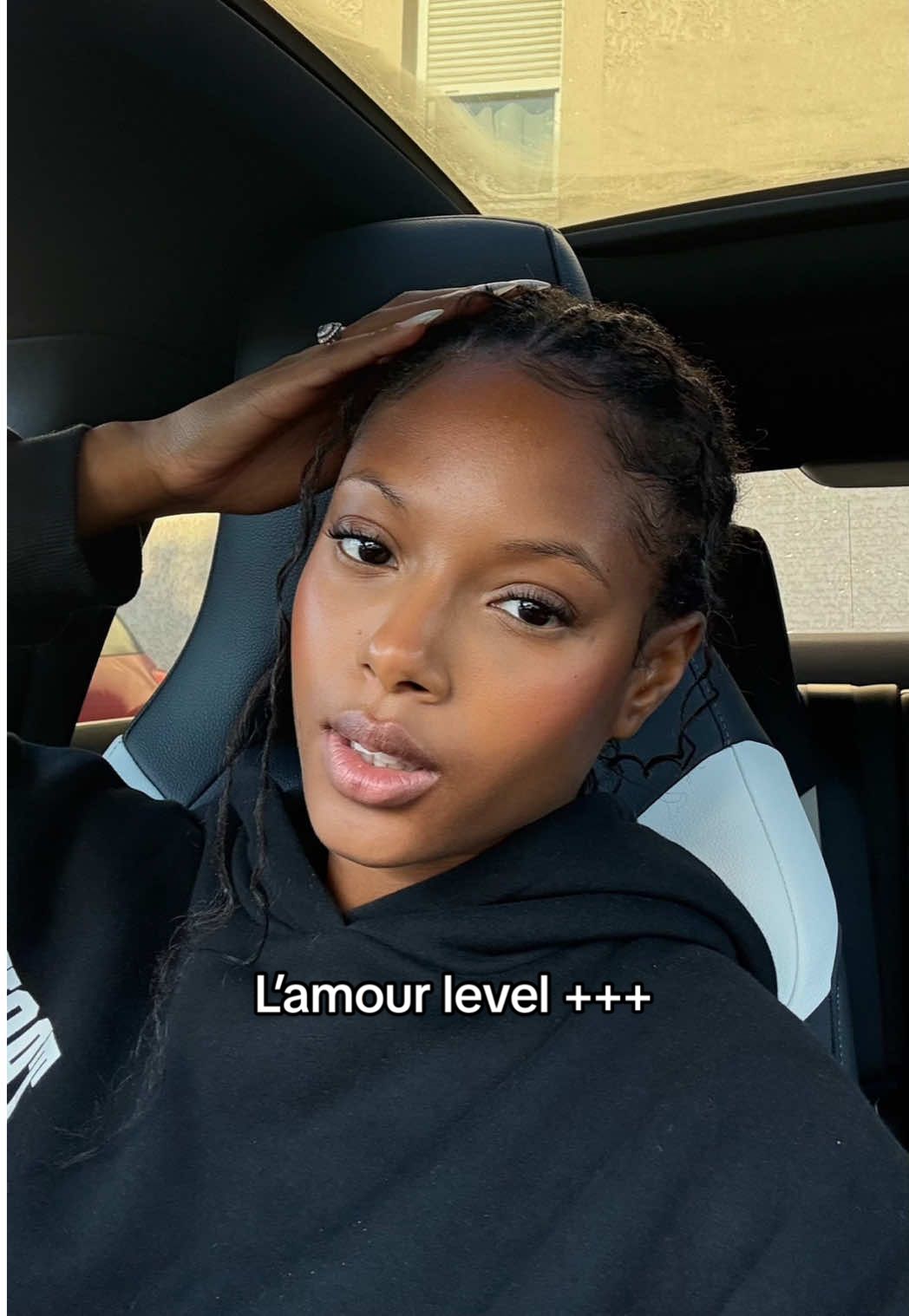 L’amour avec une personne qui t’aime aussi c’est un level ultime de satisfaction 🥹