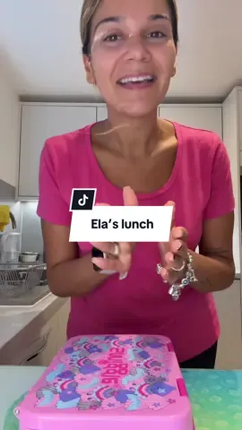 Happy Friday! Ela’s packed lunch 🫶 #packedlunch #packedlunchideas #elaslunch #fyp 