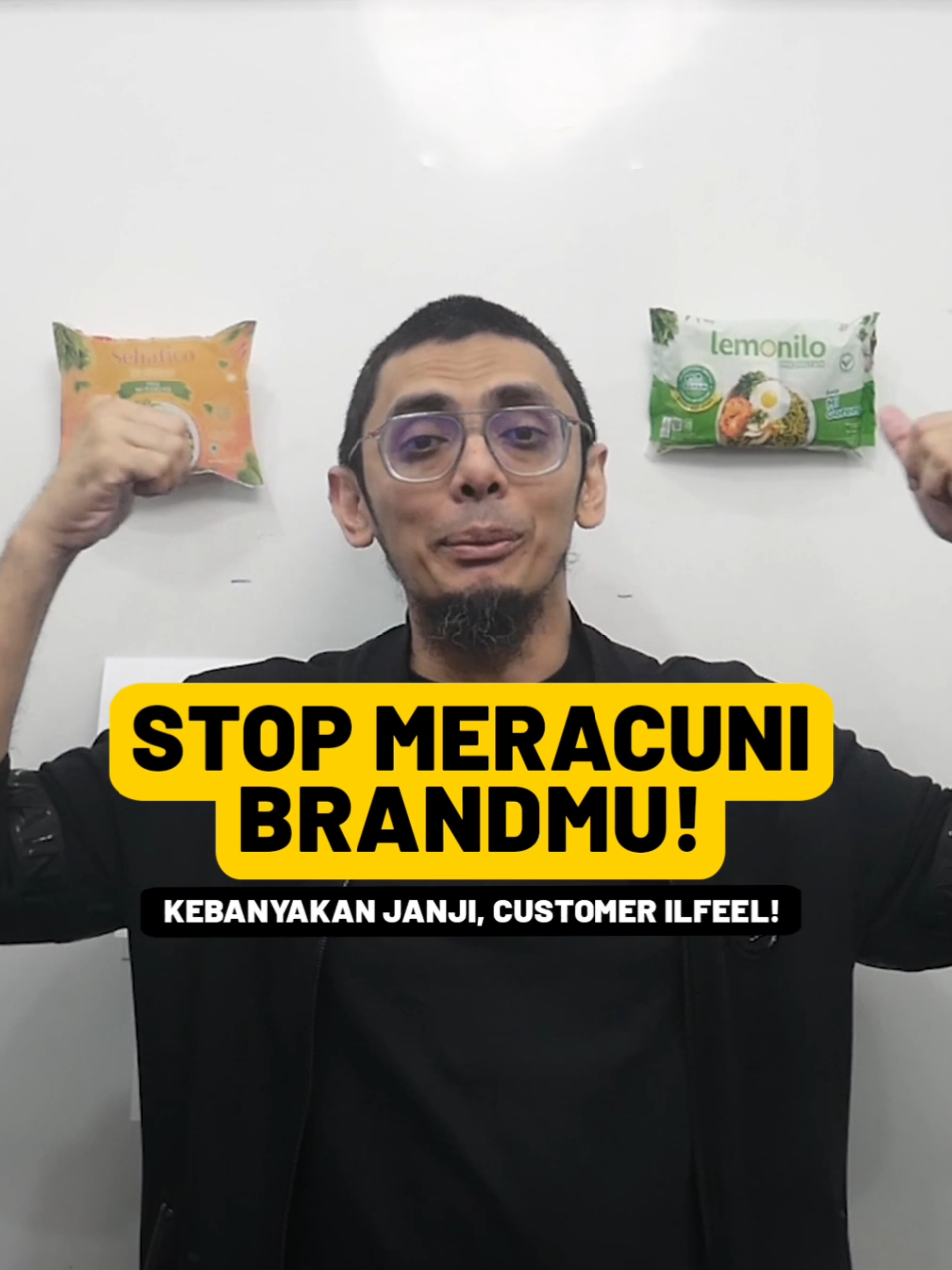 ⛔️Banyak UKM ambruk bukan karena produknya jelek, tapi karena overdosis janji manis. Customer sekarang makin kebal.⚡️ Setiap janji jadi terdengar kayak omong kosong. Dan kredibilitas brand? Perlahan terkubur. 🤯Jadi kalau janji udah nggak mempan, apa yang masih bisa bikin mereka percaya? 👉Jawabannya ada di video ini.