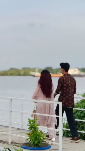 তোমার চোখের দিকে তাকিয়েই আমি আমার সারা জীবন কাটিয়ে দেব।🖤