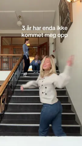 Følg Stabekkdamene😍😍😍