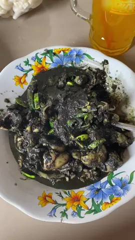 Cumi hitam campur pete .. resepnya udah bnyak di vt ku sebelumnya ya🥰 #fyp #fypシ゚ #fypage #xyzbca #fypdong 