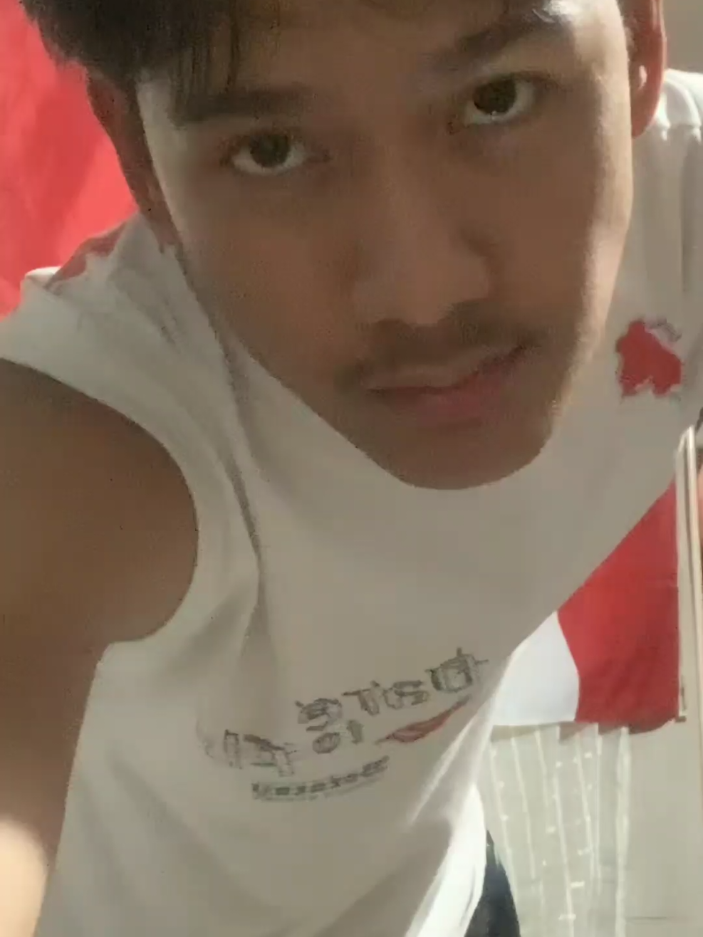 hehe🤏🏻 #masukberandamuu #cowokganteng #brondongmanis #trendtiktok #fypdong 