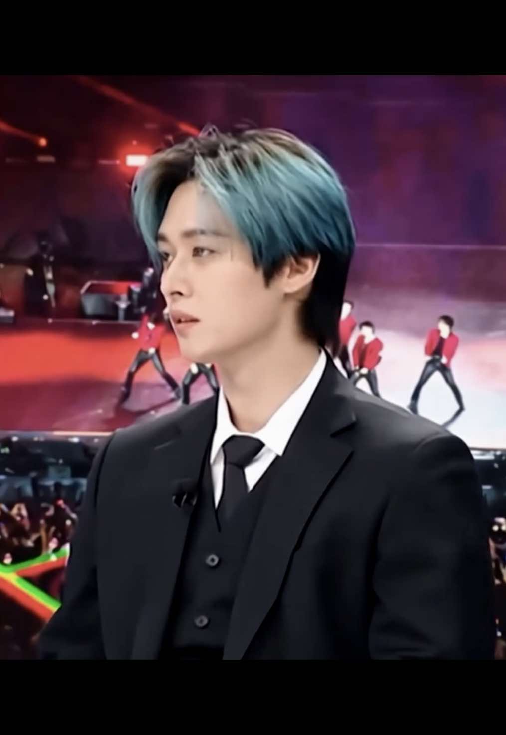 #straykids #leeknow #leeminho 