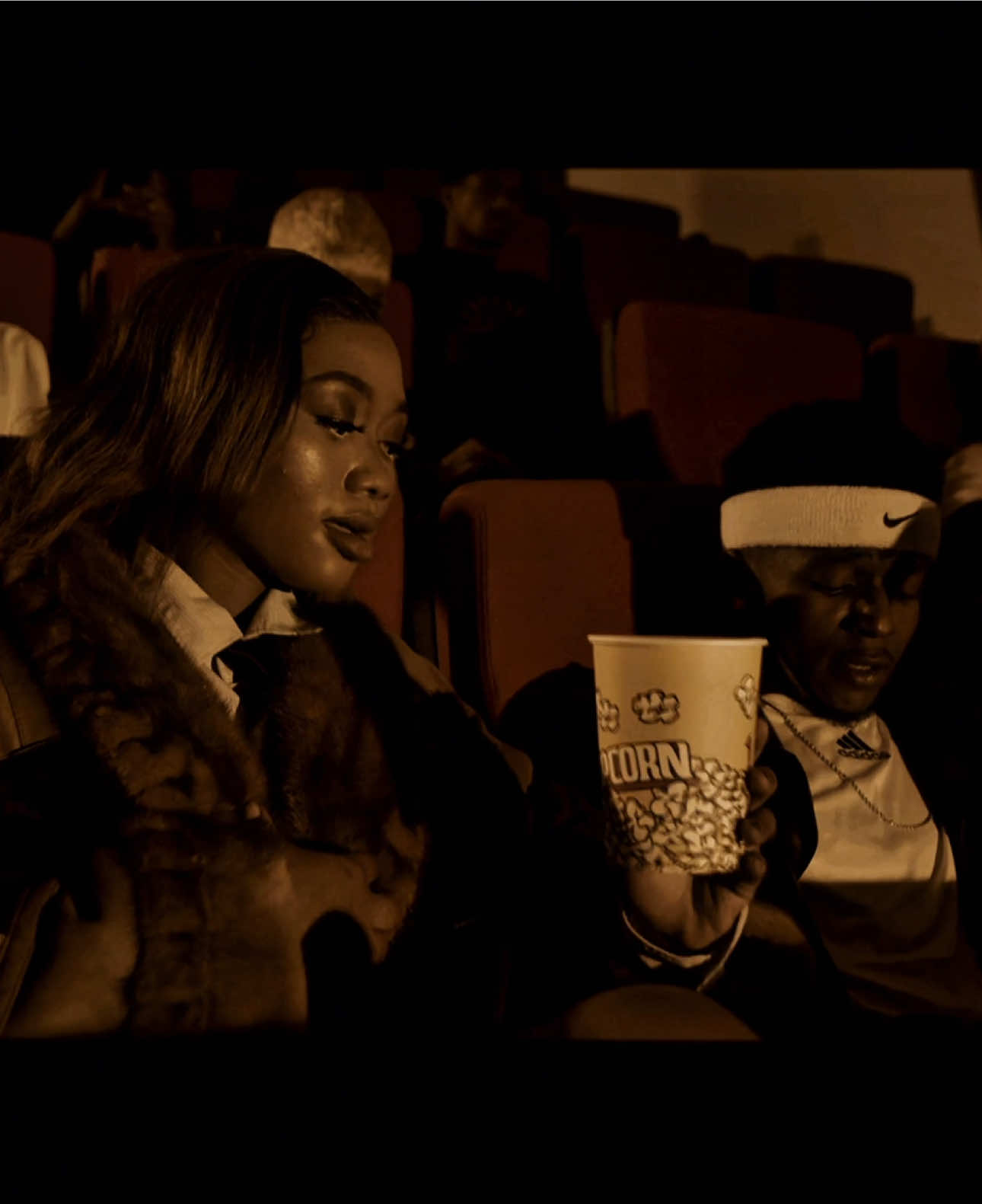Mtaalamu official video out noww..!!!🎥 Me ft @MALUME👑  Directed by @J!NIPICHA👻 