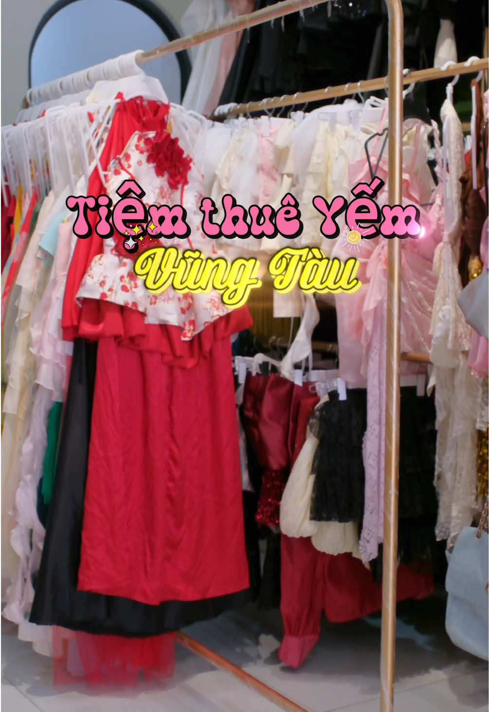 Tiệm thuê yếm đẹp Vũng Tàu #thuedovungtau #thuedodibien #thuedodulich #thuedogiare #thuedoditiec 