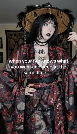 if you see this, it’s a sign for you to get a goth girlfriend #goth #gothgirl #gothgirlfriend #girlfriend #Relationship