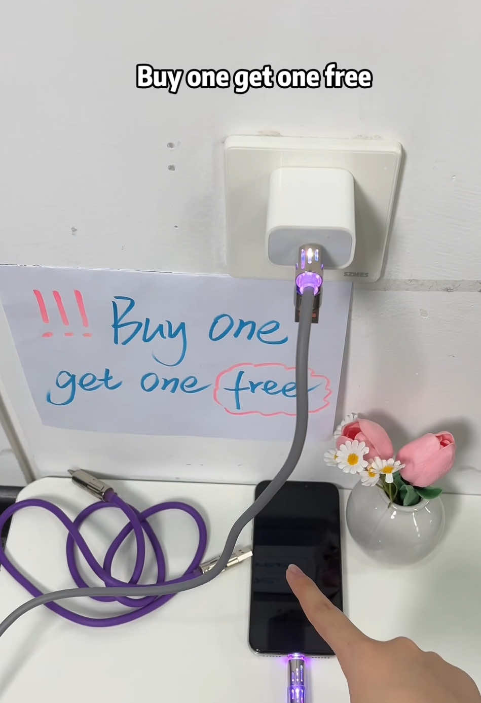 This is a four-in-one data cable that buys one for free#fyp #tiktokshop #usb #usbc #usba #fastcharging #4in1cable #datacable #chargingcable #typec #charging #usbchargingcable #foryoupage 
