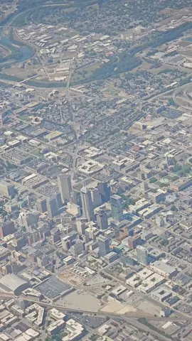 Flying over the Indianapolis area ✈️🏙️ #Indianapolis #Flight #Cityscape 
