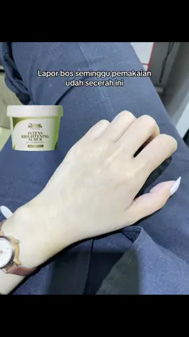 Kecanduan scrub finebloom😭 #finebloom #finebloombodyscrub #bodyscrubfinebloom #bodyscrub 