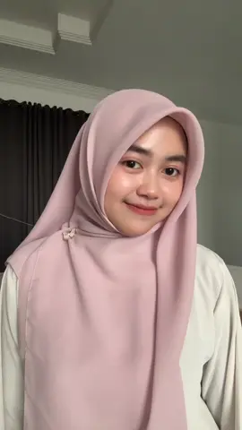 Sekarang aku sama siapa? kamu aja ah🥰 @Zeenoor 