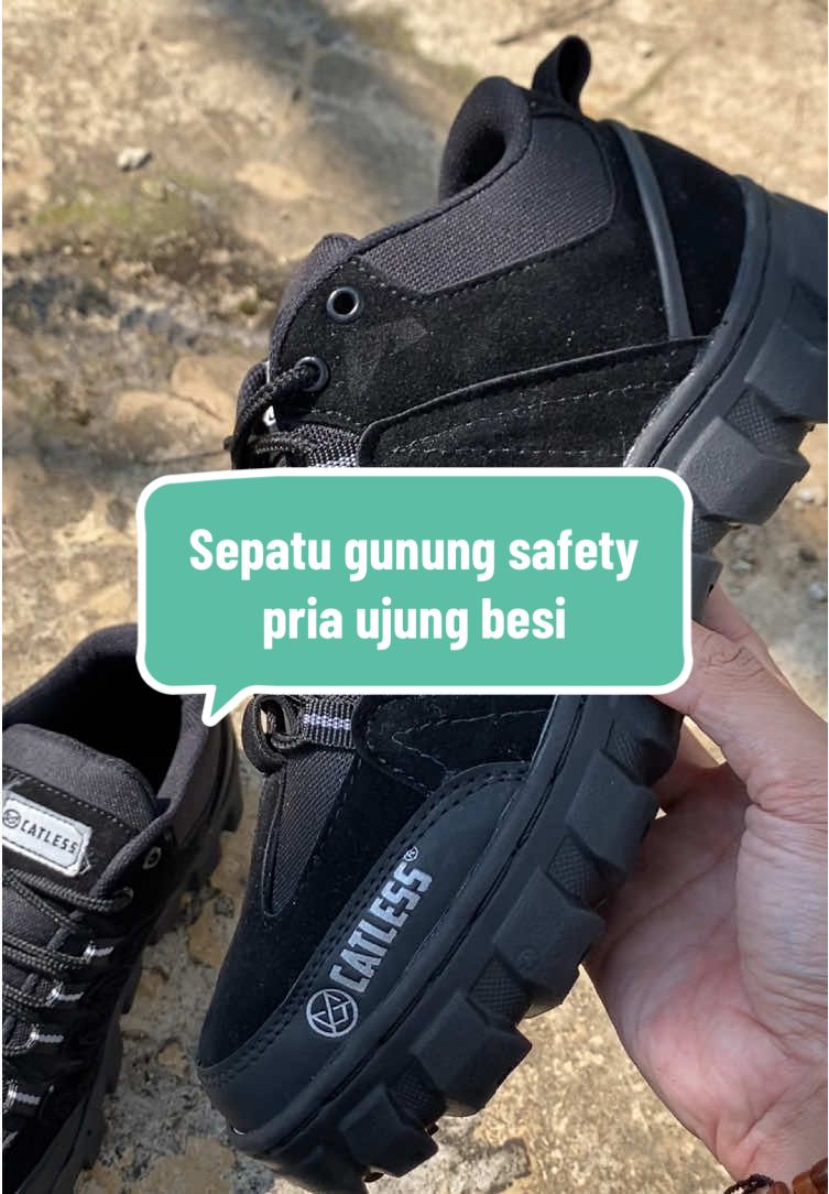 Sepatu gunung safety pria #sepatupria #sepatugunung #sepatusafety #sepatukerjalapangan #sepatuujungbesi 