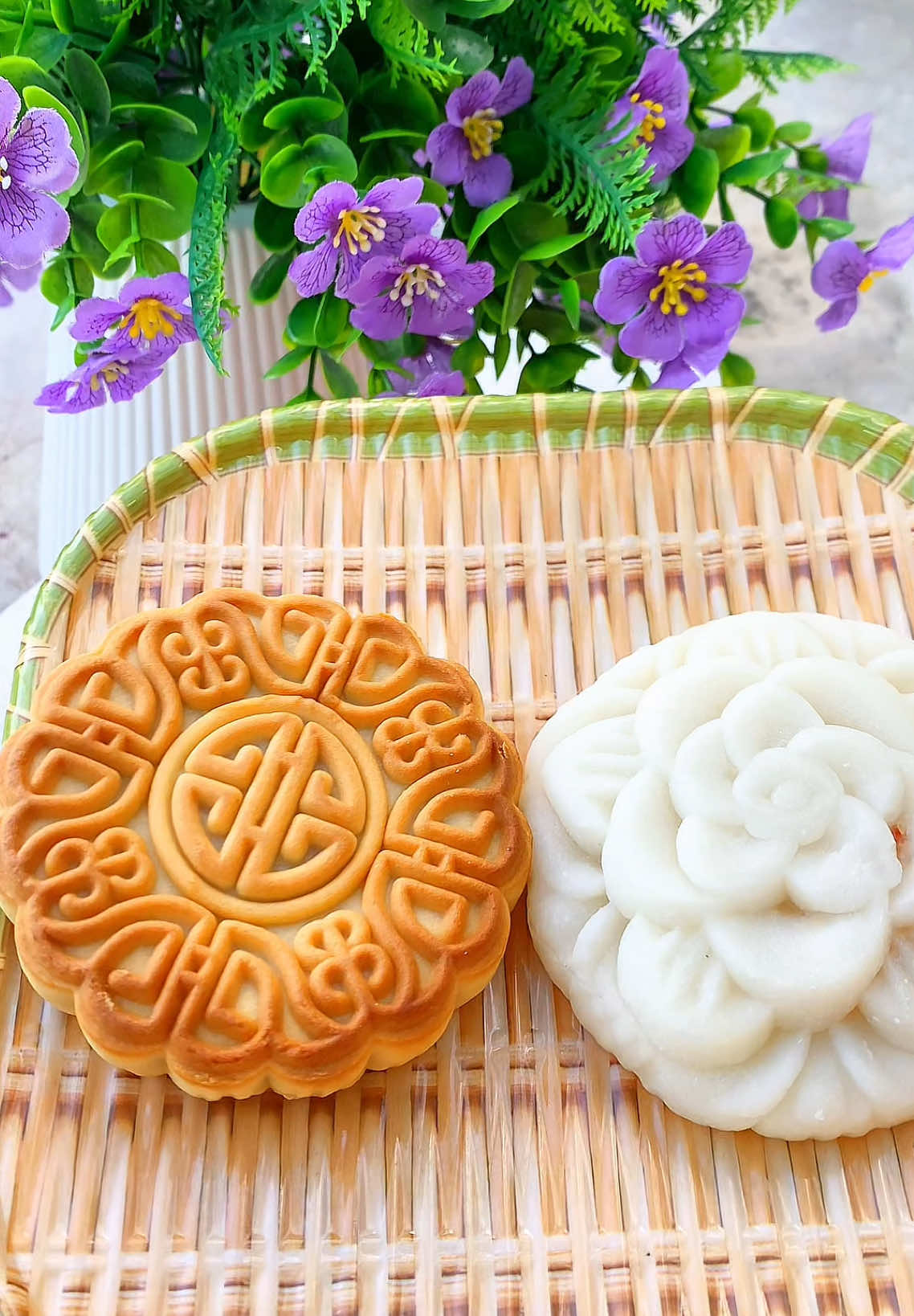 Combo 10 bánh trung thu, tặng 1 bánh là 11 bánh,Combo 11 bánh trung thu gia truyền Thanh Dung đang được trợ giá, còn 140,800k, mà còn được miễn ship, mấy chị vào săn sớm đi nhé #xuhuong #trungthu #banhtrungthu #banhtrungthuthanhdung 