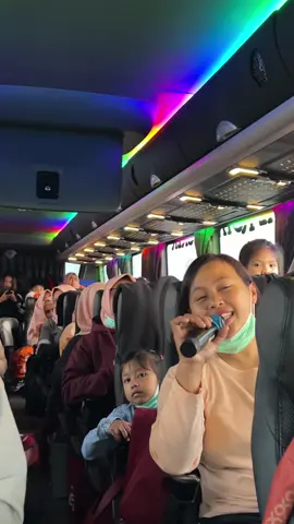 Keasikan di pagi hari 🤣 #coumettour 