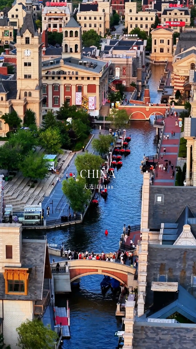 Dalian, a coastal city in northeast China, offers stunning beaches like the Golden Pebble Beach, a variety of mouthwatering seafood such as sea urchin dumplings, and a blend of European - style architecture and modern vibes, making it a must - visit destination. #大连 #东北 #辽宁 #dalian #liaoning #daliancity #northeastchina #winter #sea  #wolink #chinanature #fypppppppppppppp #explorechina #chinatravel #travel #fyp #tiktoktravel #VisitChina #ChinaTourism #travelbucketlist #fypppppppppppppp 