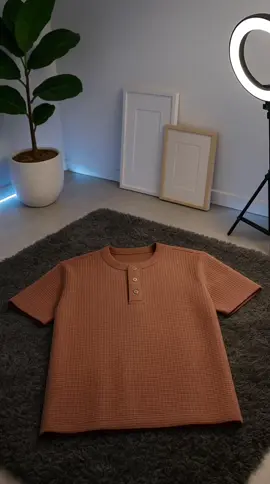 Kaos pria polos crew neck kancing 3 sanghay lengan pendek knitwear waffle tebal cowok #kaospria #kaospolos #kaoslenganpendek #kaoswaffle #racuntiktok 