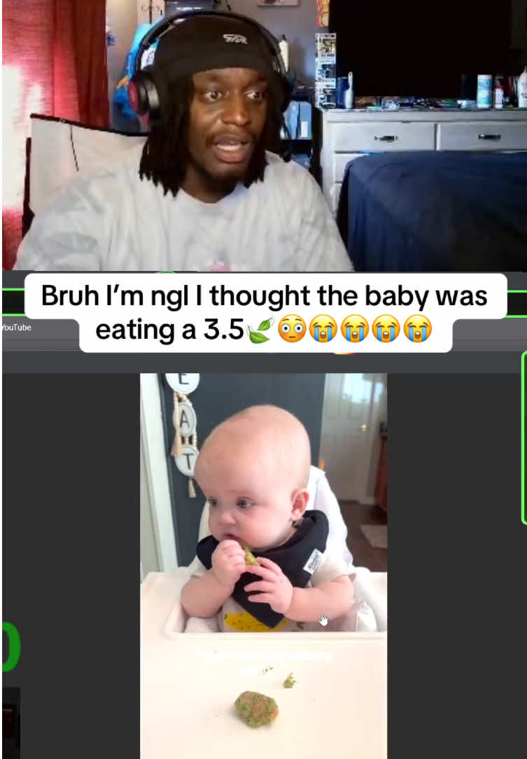 I thought the baby was eating a 3.5 🍃😳😭😭😭😭😭😭😭 #funny #baby #polidore303 #viral #fypシ゚viral 