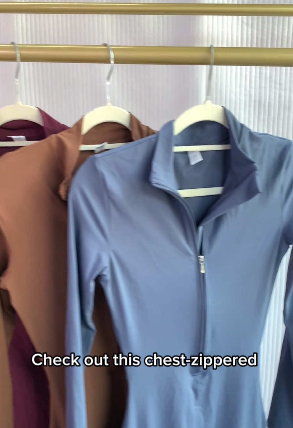 Lazy chic without effort! ✨ Zip half-open for collarbone glow, pairs with sneakers. #yogatop #workoutjacket #yogajackettop #tops #gymtop #jacket#yogajacket#sportswear#fuyogijacket#fuyogi#tiktokshoprestock#tiktokshopmothersday#tiktokshopmemorialday#springbreak#fashion#fyp#tiktokshop#pocketshorts#fashionshorts#casualshorts#looseshorts#womenshorts#girlshorts#mulitshorts#summerclothes#summeroutfits#casualoutfits#outdoorwear#summeroutfits#womenfashion#womenfashion#spotlightfinds#tiktokshopfinds#tiktokshopholidayhaul#tiktokshopping#tiktokshopmademebuyitle#tag#FallFreshness
