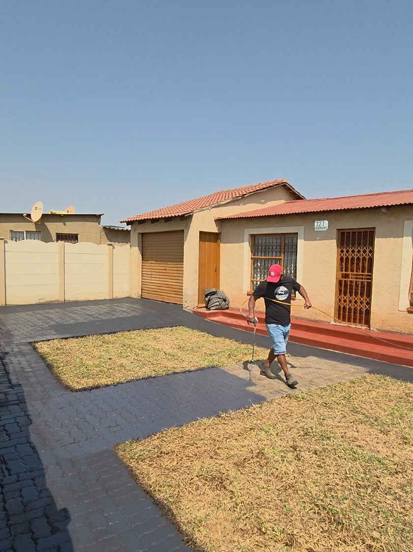 Flawless as Always 💯 Client Satisfaction Guaranteed 🧑‍🎨🎨🇿🇦 #FlawlessCoatings #airlessspraypainting #satisfyingvideo #fyp #homerenovations 