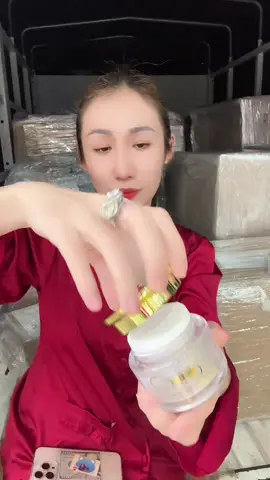 Dưỡng ban đêm đã lắm mấy bà ơi 😍