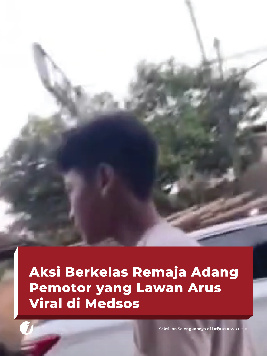 Seorang remaja jadi sorotan publik setelah videonya menghadang pemotor yang melawan arus viral di media sosial. Meski hanya seorang diri, ia berani menegakkan aturan di jalan demi keselamatan banyak orang. Aksi ini membuktikan bahwa perubahan bisa dimulai dari langkah kecil namun berarti. Simak berita selengkapnya hanya di youtube tvonenews.com #HardNews_Viral #FlashOne #CariBeritaditvOne #Bocah #PenjalanKaki   #MelawanArus #Viral #FO03