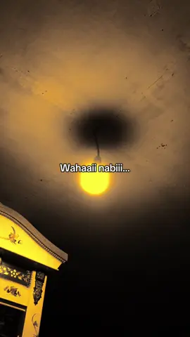 لا يوجد حب أصدق من حب النبي محمد صلى الله عليه وسلم لأمته “Tidak ada cinta yang paling tulus, kecuali cinta nabi muhammad kepada ummatnya”.                                      #quotesislami #nabimuhammad #syaircinta #mahalulqiyam #masukberandamuu 