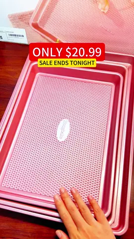 Why settle for one pan when you can have THREE?#baking #nonstickpans #hongbake #tiktokshopblackfriday #tiktokcybermonday 