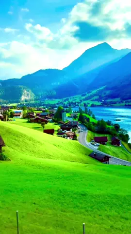 SWITZERLAND 🇨🇭🌳⛺️🌲⛰️🖼️🛶💦☔️🌿🏡🚇🏞️🌊⛵️🚁💚 #lauterbrunnen_switzerland🌸🍁 #luzern_switzerland___snow💕 #rosenlaui_schweiz_rosenlaui #rosenlaui_switzerland_rosenlaui🏔️ #photographytricks❤️familytimes 