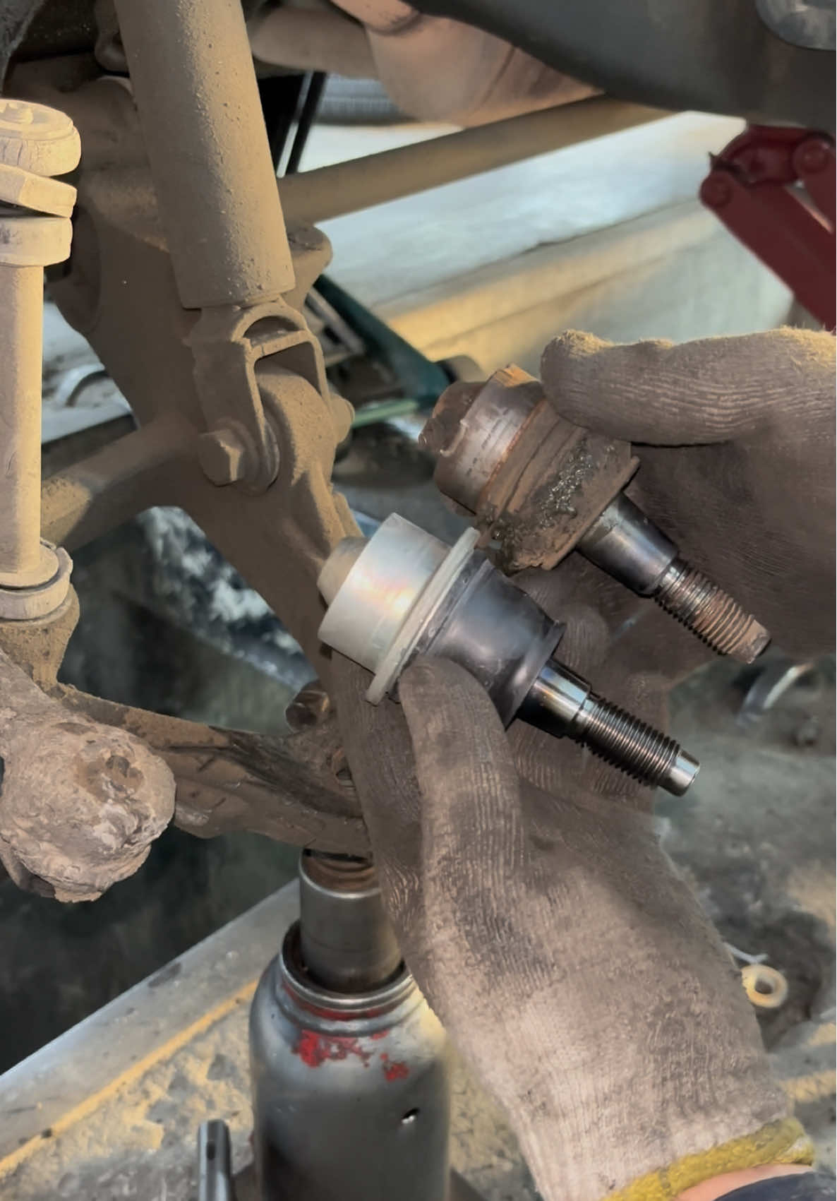 gmc yukon XL replace ball joint #mechanic #automotive #motivation #idea #fyp 