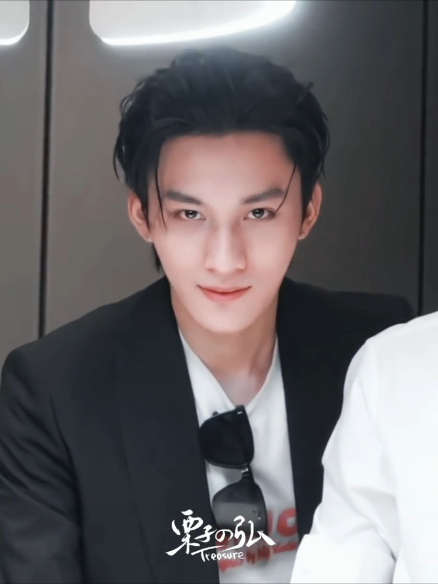 Jiang Heng with new hair 🥵 cr.栗子の弘Treasure #desiretheseries #jiangheng #oceanjiang #foryoupage 