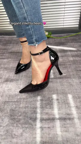 Wow,elegant stiletto heels,so pretty!!🥰🥰#tiktokmademebuyit #spotlightfinds #trendyshoes #walkingshoes #fashionshoes #cuteshoes #viralshoes #lightweight #heels #stiletto #stilettoheels #partyshoes #elegant #elegantstyle #trendyheels #womenheels #kittenheels #tiktokshopcreatorpicks 