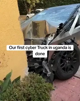 #foryoupage #Oh no 😭 our first cybertruck car in an incident 
