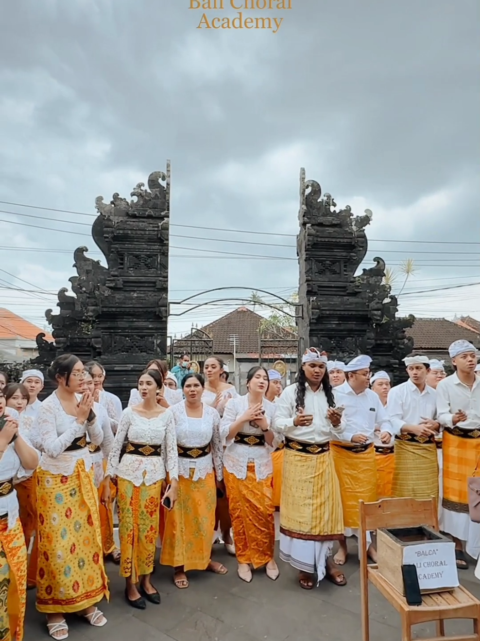 Toleransi indah di bali #bali #toleransi #choir #inspirasikristen #inspirasikristen_ 