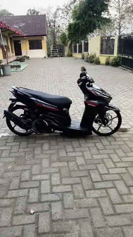 #penggunaring17 #varioledold #ogahjinjitstyle🥵 #variomodifikasi #fypシ #vietnamstyle🇻🇳 #r17style #fypage #foryou #fyppppppppppppppppppppppp #vavarioan #penggunaring17id🇮🇩 #tubanthailandstyle🇹🇭 #masukberandafyp #vario150 #varioring17 #gataonly #gataonlyremix #ledoldgank #fypシ゚viral🖤tiktok #fypシ゚ #nyore 