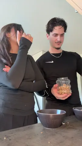 🙈