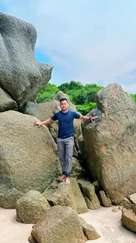 Pantai Bangka #jalanjalan #motivasihidup #Running #beachvibes #soundviral 