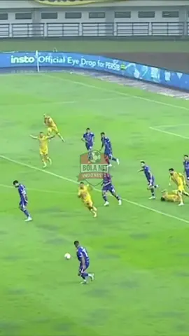 Brazillian connection berhasil membuat Persib unggul atas Persebaya👹 #persib #persebaya #liga1 