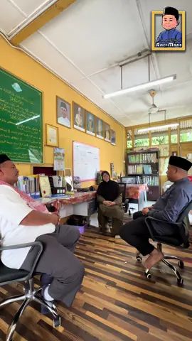 PERUNTUKAN KERAJAAN NEGERI PERAK BAGI PEMBINAAN BAHARU SRAR MADRASAH NURUL KAMALIAH AL-ISLAMIAH, PEKAN KATI. Kerajaan Negeri Perak terus menunjukkan komitmen tinggi dalam memperkasa pendidikan rakyat dengan meluluskan peruntukan bagi pembinaan baharu Bangunan Sekolah Rendah Agama Rakyat (SRAR) Madrasah Nurul Kamaliah Al-Islamiah, Pekan Kati. Bagi pihak warga DUN Chenderoh, khususnya masyarakat Kati dan sekitarnya, saya merakamkan setinggi-tinggi penghargaan dan terima kasih kepada YAB Menteri Besar Perak, Dato’ @Saarani Mohamad atas keprihatinan serta sokongan berterusan beliau terhadap pembangunan pendidikan agama rakyat di negeri ini. InsyaAllah, pembinaan baharu ini akan memberi manfaat besar dari segi keselesaan, keselamatan dan keberkesanan proses pembelajaran anak-anak serta warga pendidik di sekolah berkenaan. PEJABAT PEGAWAI KHAS KEPADA YAB. MENTERI BESAR PERAK (DUN CHENDEROH) #AriffMajid #ChenderohDiHati