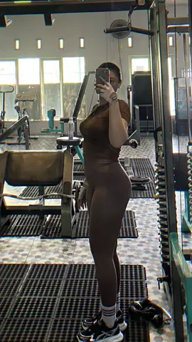 #CapCut #gym #GymTok #len #legdayeveryday 