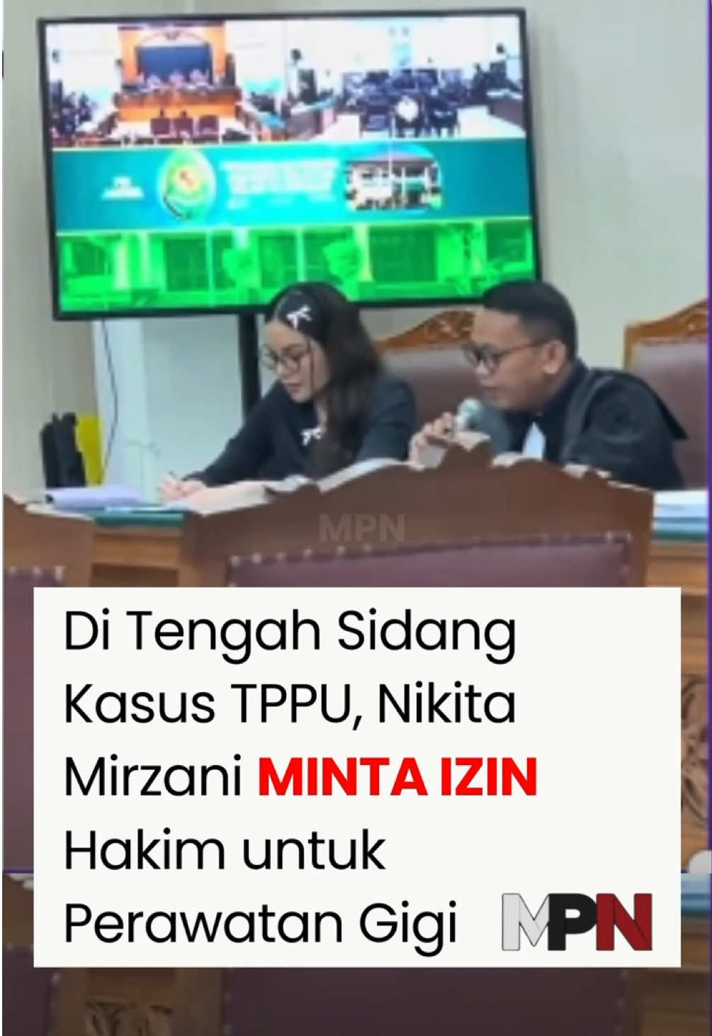 Di tengah sidang lanjutan atas kasus dugaan TPPU, Nikita Mirzani mengajukan izin kepada majelis hakim untuk melakukan perawatan gigi.  #nikitamirzani #perawatangigi #sidang #viral