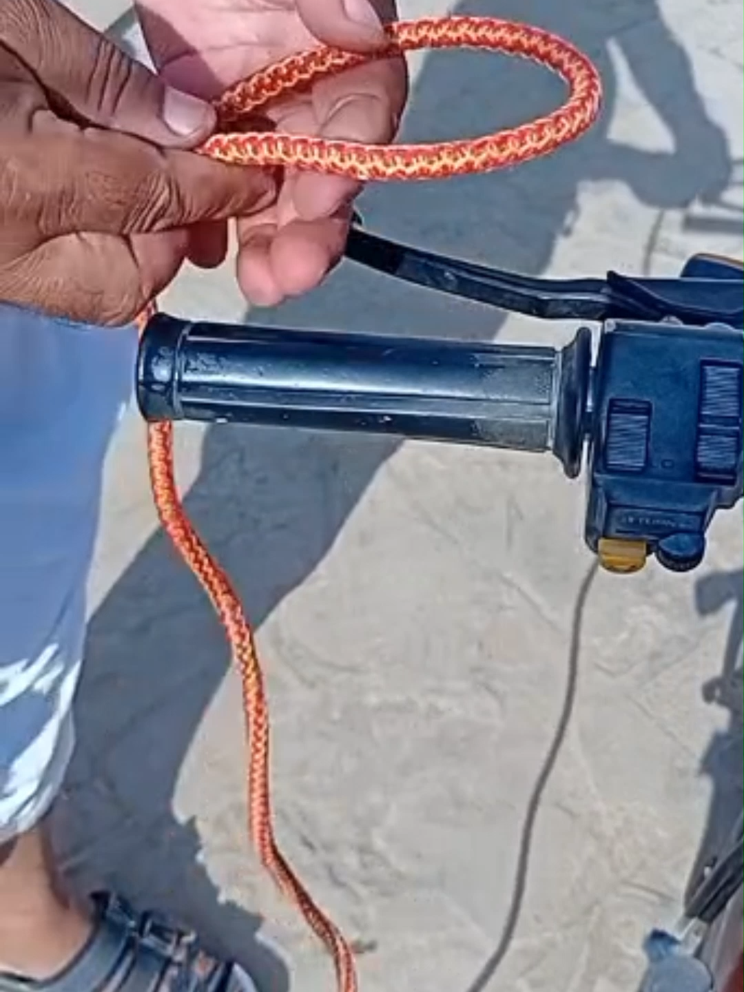 Perfect knot idea for Quick Camping life on A Bike #knottutorial #unitedstates #knotcourse #ropetutorial #unitedkingdom #ropeskipping #knotskills