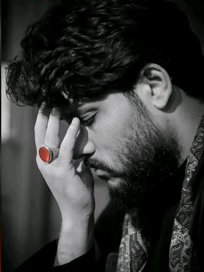 بس اسمع💔🎧 #مرتضى_حرب  #الرادود_مرتضى_حرب اسم القصيده بين المشرعه وزينب 💔