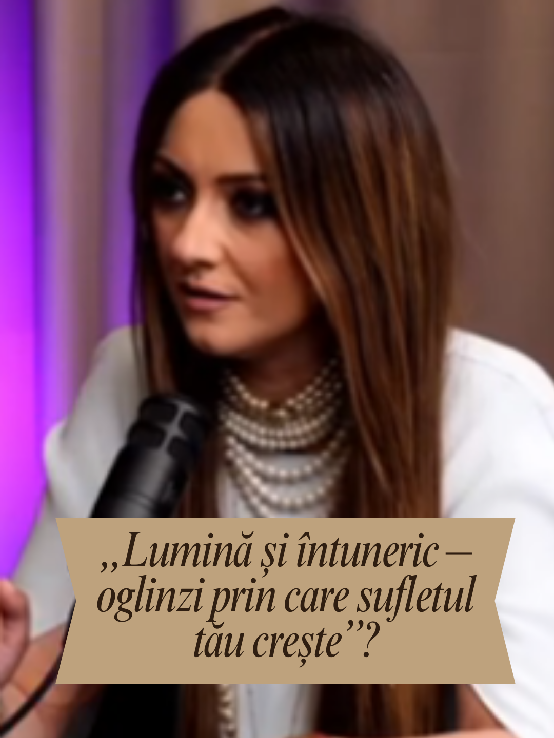🌗 Dumnezeu nu a creat lumea doar în lumină. A lăsat și întunericul, ca să existe contrast, ca să avem oglinzi. Fără el, am fi rămas într-un „unu etern”, static, fără posibilitatea de a crește. Așa a apărut jocul vieții: un dans între lumină și umbră. Un teren sacru unde sufletul nostru învață să se descopere. Unde ne regăsim prin ceilalți, prin provocări, prin iubire și prin rănile care ne trezesc. ✨ 🌱 Viața nu este o pedeapsă, ci un dar. Un spațiu de explorare, în care alegem în fiecare zi dacă rămânem în întuneric sau lăsăm lumina să răsară din noi. 💬 Spune-mi în comentarii: tu cum privești acest dans dintre lumină și întuneric?  #fyp #ReGeneration #MasterYourEnergy #AncaMaftei #transformare #umbra #shadowwork