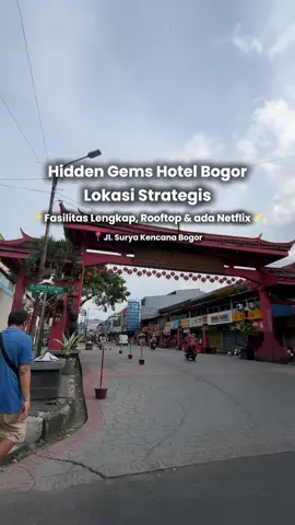 Hotel Hidden Gems ditengah pusat kota bogor! Deket banget sama tempat kuliner Surya Kencana Bogor. Udah gitu fasilitas hotelnya ga main-main! Ada rooftop, parkiran luas & bisa NETFLIX juga! Yang mau booking hotelnya, Download Aplikasi RedDoorz & booking via aplikasi RedDoorz! jangan lupa pake kode promo “YUKNGINEP” biar makin hemat! @RedDoorz Indonesia @SANS Hotels  📍Sans Hotel Surya Kencana Bogor #RedTravelers #BerkeSANS #hotelbogor #suryakencanabogor #creatorsearchinsights 