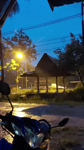 มุมเก่า ที่เดิม🌦⛈️#ท้องฟ้า⛅🌈 #ช่วยดันคลิปขึ้นฟีดที♥️♥️ #เธรด #ฟีดดดシ 