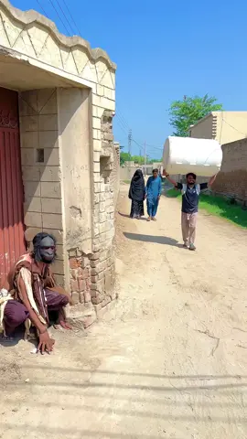 Funny prank😜😜✌🏻#viral_video #viralfunny #viraltiktok #foryou #uktiktokofficial 